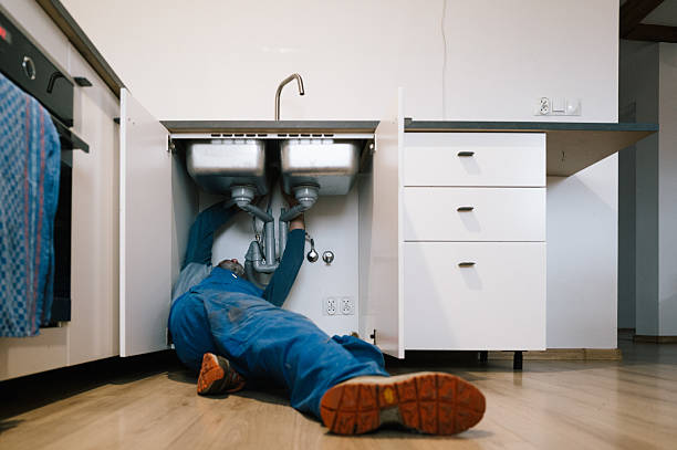 Professional Plumbing technician working in Mabank, TX